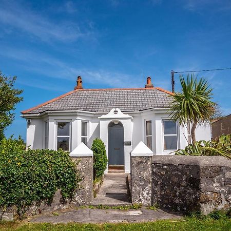 Finest Retreats - Western Watch - Sea Views, Pets Accepted, Sleeps 6 Lower Boscaswell エクステリア 写真