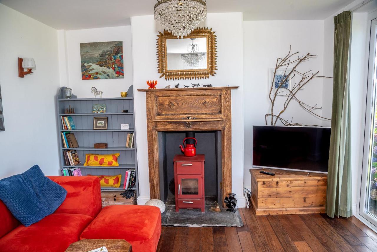 Finest Retreats - Western Watch - Sea Views, Pets Accepted, Sleeps 6 Lower Boscaswell エクステリア 写真