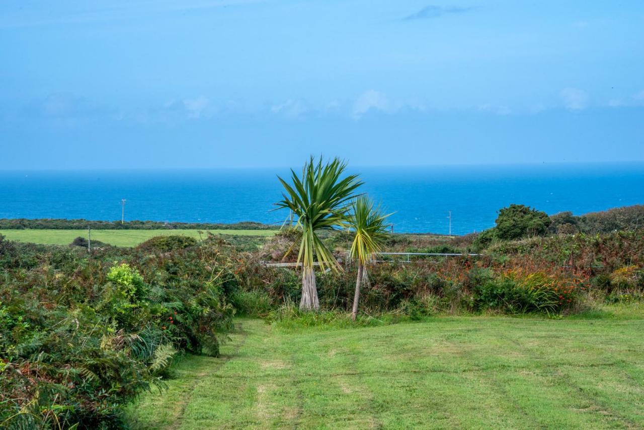 Finest Retreats - Western Watch - Sea Views, Pets Accepted, Sleeps 6 Lower Boscaswell エクステリア 写真